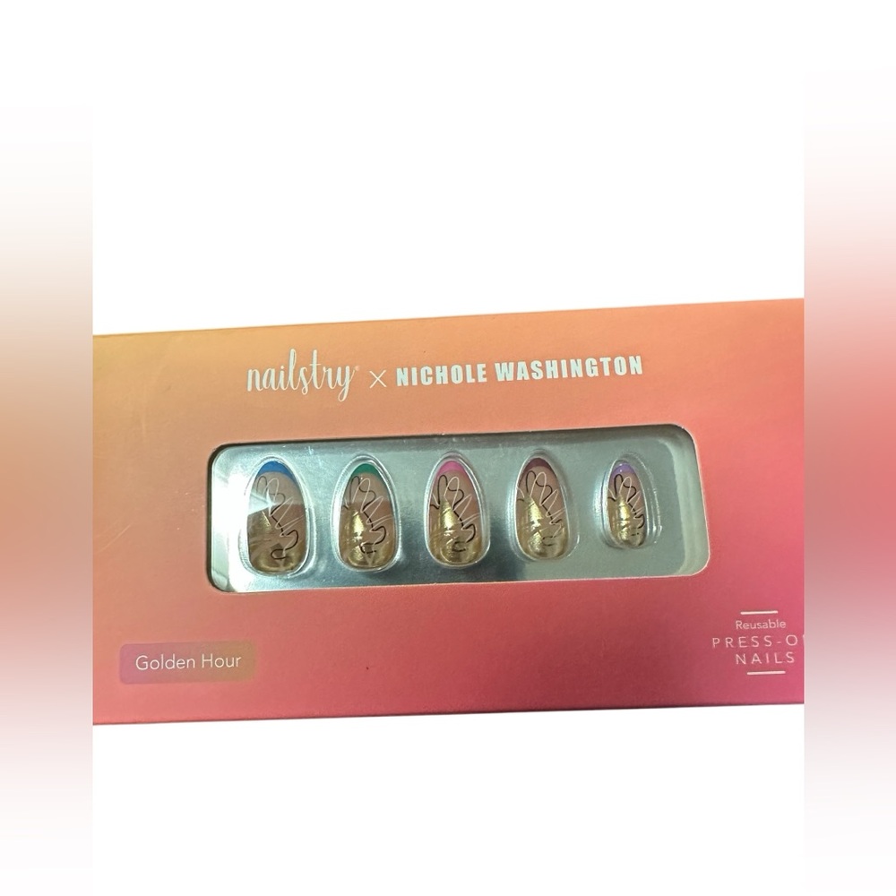 Nailstry X Nichole Washington 30 Pc Reusable Press On Nails Full Nail Kit NIB